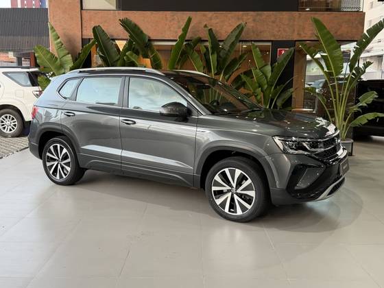 VOLKSWAGEN TAOS 1.4 250 TSI TOTAL FLEX HIGHLINE AUTOMÁTICO VOLKSWAGEN TAOS 1.4 250 TSI TOTAL FLEX HIGHLINE AUTOMÁTICO